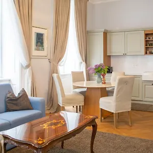  Apartment Stilvolles In Zentraler Lage