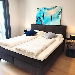 Apartment Design Center - Free Parking!