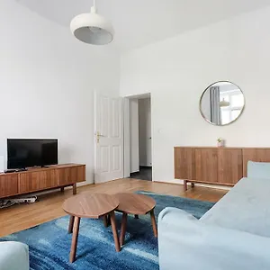 Appartement Universum, Vienne
