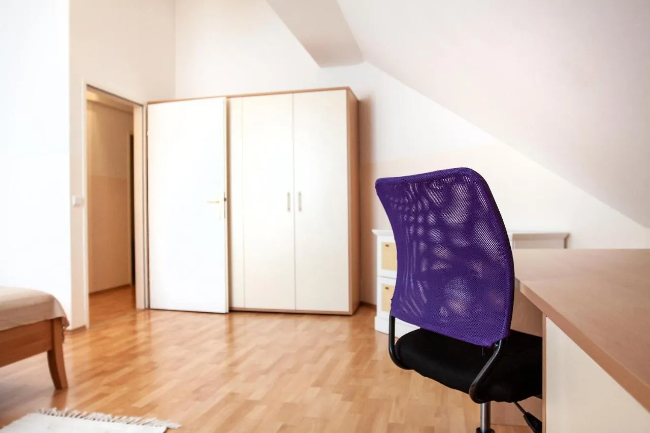 Riess Apartments Trambauerstrasse | Contactless Check-In Viena